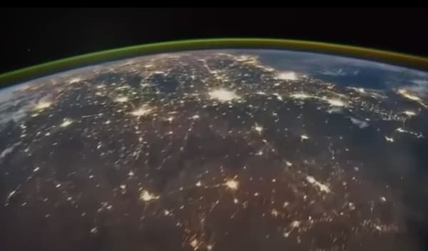 A Terra Vista no Espaço